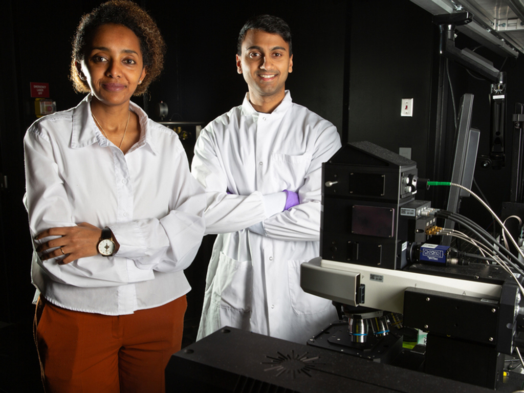 New sensor sniffs out pneumonia on a patient’s breath