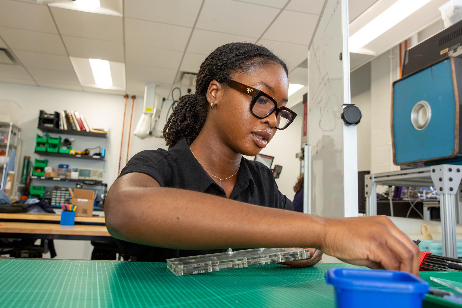 Undergrads get hands-on lab experience in core MechE classes and through the Undergraduate Research Opportunities Program (UROP).