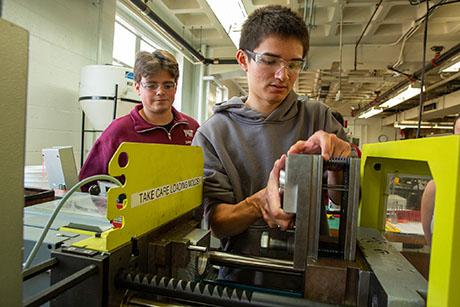 Photo Gallery: Undergraduate Research Opportunities